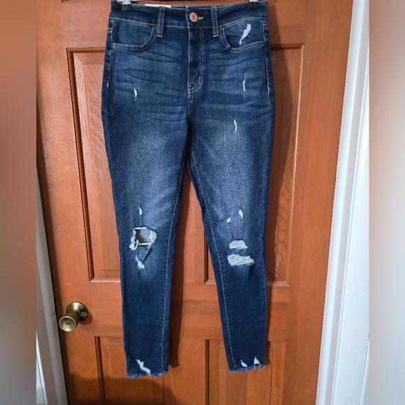 SO Denim - So high rise distressed skinny jegging  jeans sz 5/ 27 nwt